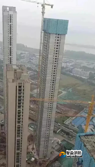 超100米高層公共建筑，應(yīng)配備注冊消防工程師：保障公共安全的必然選擇